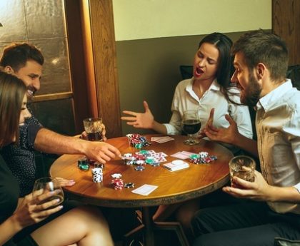 Cards and Comfort: Embrace Winnipoker Luxury Online